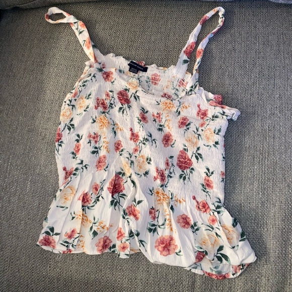 Flower Tank - Picture 1 of 1